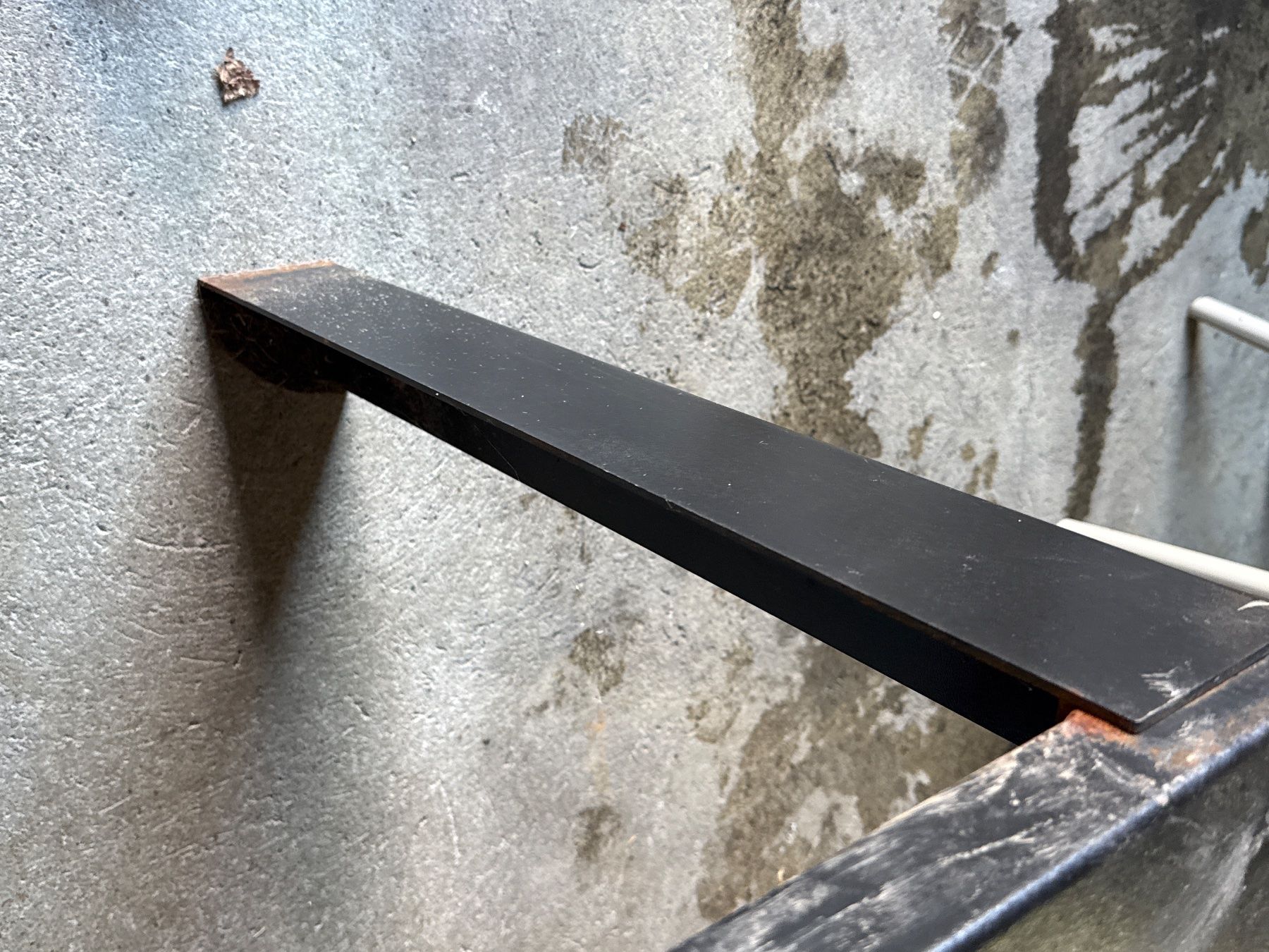 Tavoli: massiver EISEN Gartentisch,200x90xH 75 cm – Usato da Amriswil venduto da used2use 4