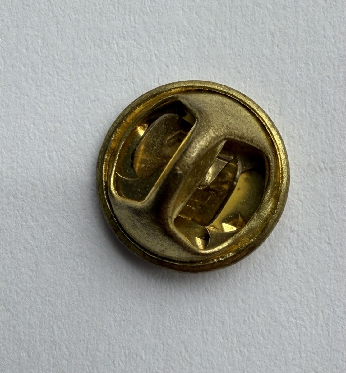 Esso Placchette & Badge: Esso Tiger Pin – Usato da Zürich venduto da Kue_Zuerich 1
