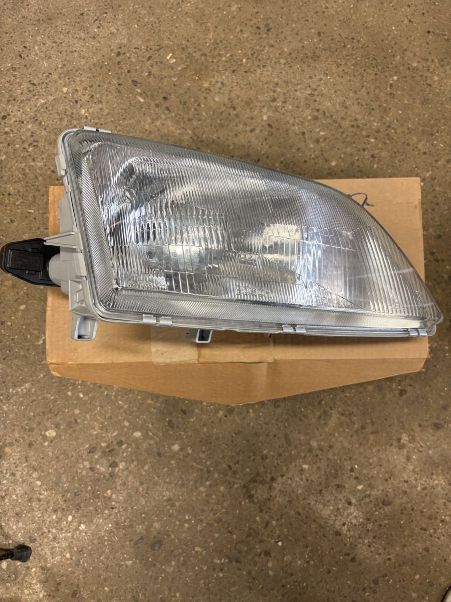 Opel Fari: Opel Omega A Scheinwerfer NEU – Nuovo (secondo la descrizione) da Gossau SG venduto da Sekki0407 1