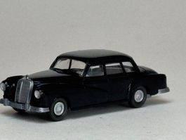 Wiking Mercedes 300 Adenauer schwarz