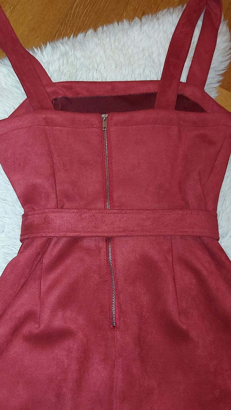Bershka Vestiti: Wildlederkleid - Samtkleid – Usato da Sion venduto da aud_7pxl 2