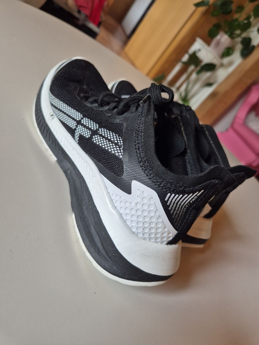 Fila Damenschuhe: Fila Turnschuhe 37 Sneaker – Gebraucht aus Wynigen von La_Talpa 5