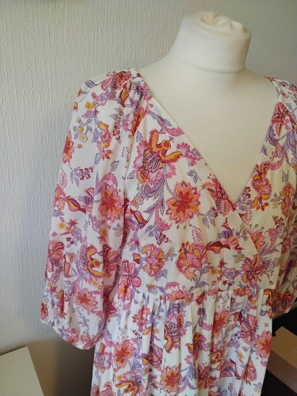 C&A Kleider: Robe imprimée fleuri blanche C&A T38 – Neu (gemäss Beschreibung) aus Chêne-Bourg von Fio994 1