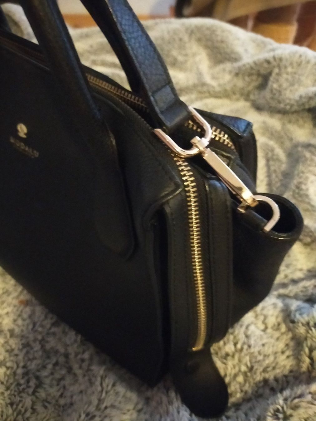 Modalu Borse da donna: Modalu England Handtasche Schwarz – Usato da Tägerig venduto da mikky02 7