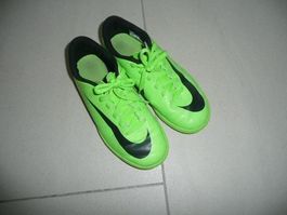 Hallenturnschuhe von Nike in Grösse 35