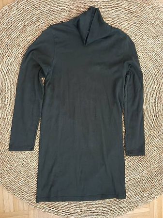 Rollkragenkleid von Stüssy