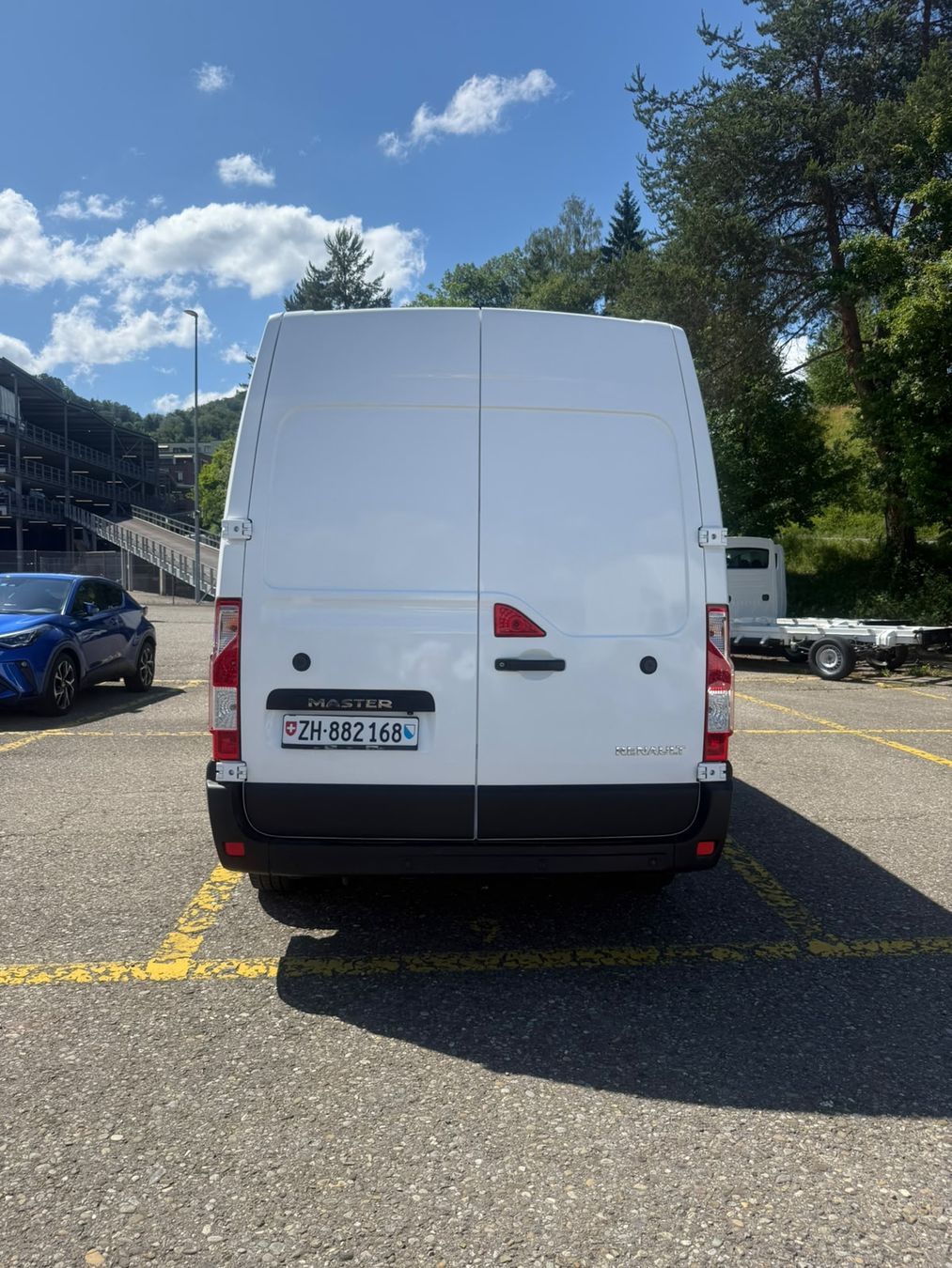 Renault Veicoli commerciali: Renault Master T35 L3H2 frisch MFK – Usato da Winterthur venduto da Bernantini 3