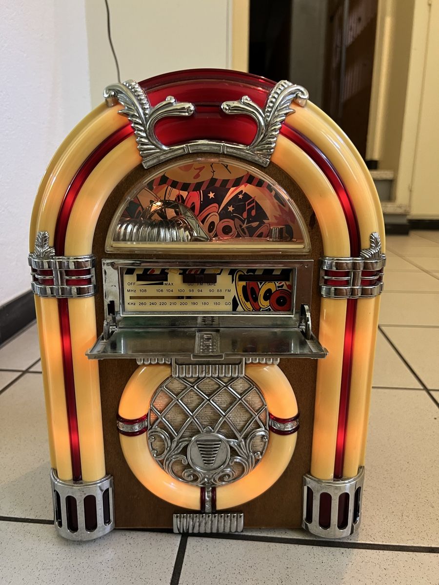 Jukebox: Mini Jukebox - Radio und Casette – Usato da Zollikerberg venduto da Reinier_ZH 2