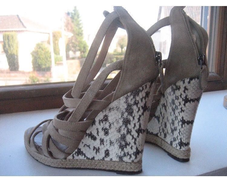 Scarpe da donna: Barbara Bui Python sandals / wedges (39) – Usato da Zug venduto da Nat.yushkevich 8