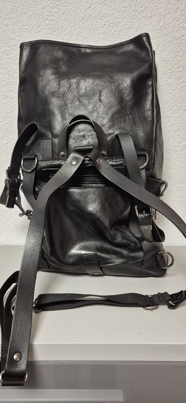 Zaini: Lederrucksack passend zu Motorrad – Usato da Brienz BE venduto da 20donaldduck16 2