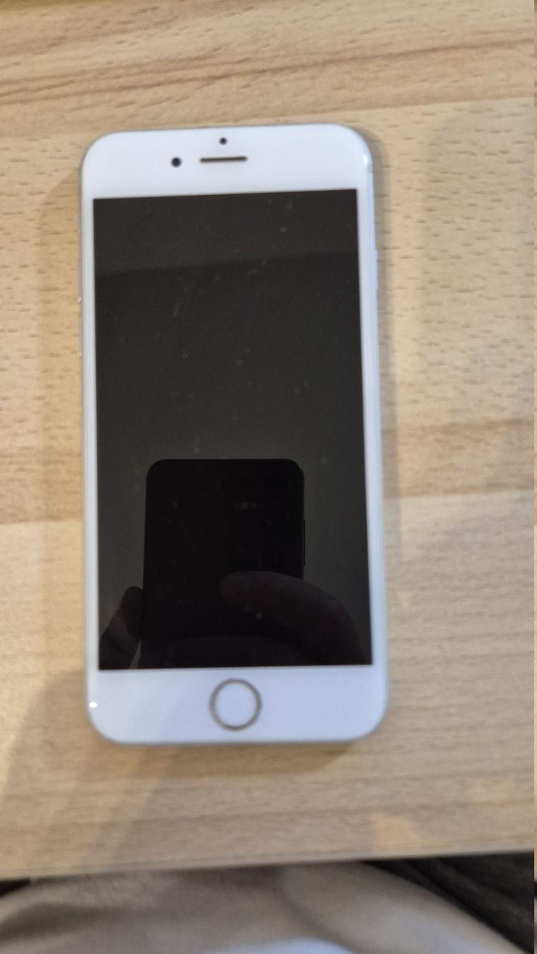 Apple Portables: iPhone 6S 2574 – Défectueux à Münchenbuchsee par MV_Solutions