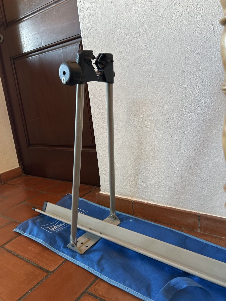 Supporti per biciclette: Fahrradhalter / Veloträger Gamaparts – Usato da Oberrieden venduto da pfe_xry2 4