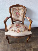 Schöne Sessel mit Gobelin Stickerei Louis XV Stil Massivholz