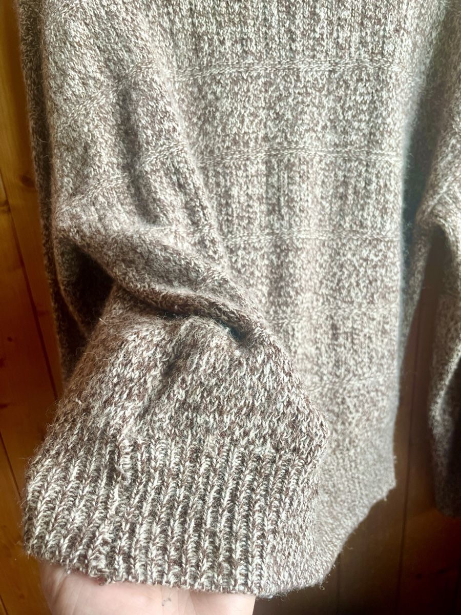 Pulls & Sweat-shirts: Pullover aus 100 % Kaschmir – D'occasion à Neuchâtel par che_ql9t 1
