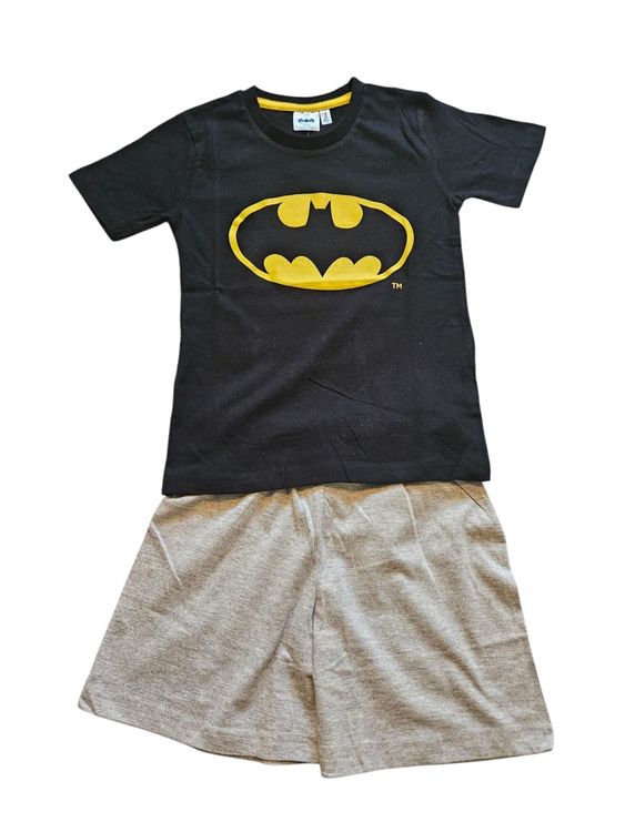 Lotti & Set di vestiti: Batman T-Shirt Set, kurze Hose, Sommer, Grösse 140/10Jahre – Nuovo e nell'imballaggio originale da Zürich venduto da NALU-KIDS