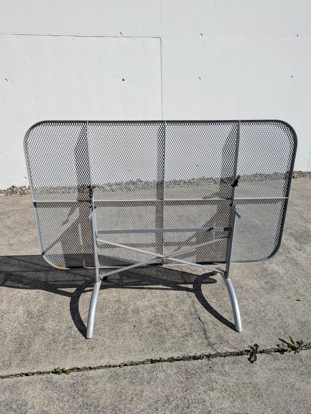 Tables: Metalltisch, Gartentisch, hochklappbar – D'occasion à Seon par APRD 6