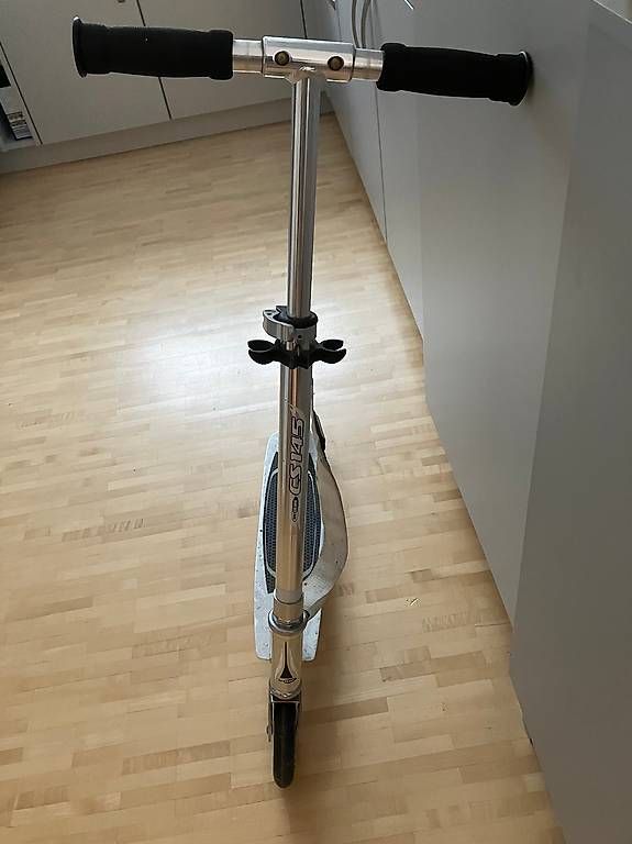 Kickboard: Trottinett – Usato da Kehrsatz venduto da Kamikaze0 1