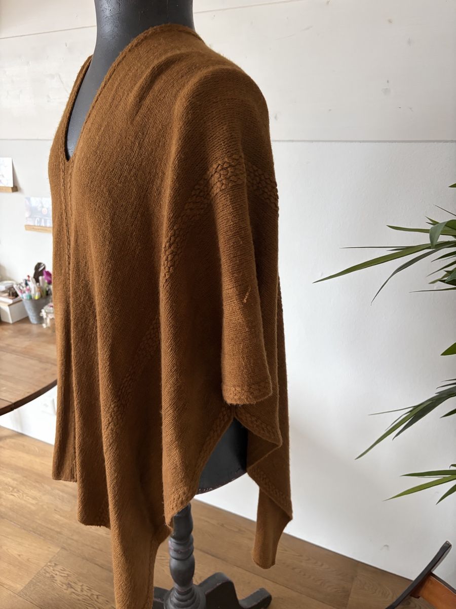 Vero Moda Giacche: Poncho von Vero Moda – Usato da Lugnorre venduto da SOM69 1