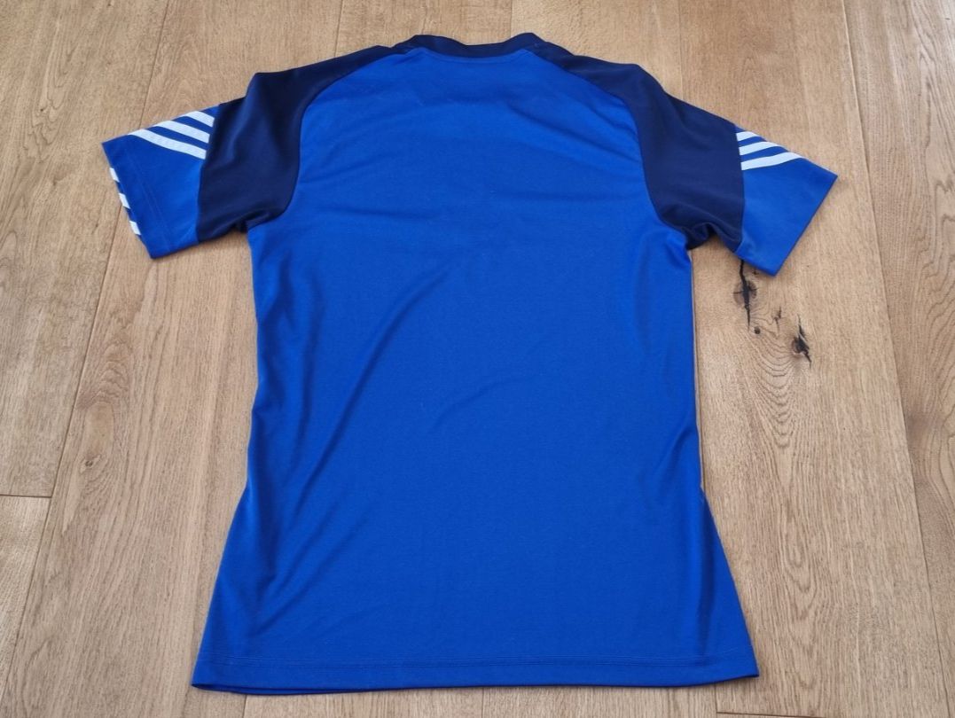 Adidas T-shirt: Adidas T-Shirt Gr. XS Damen – Usato da Eglisau venduto da naminaso 1