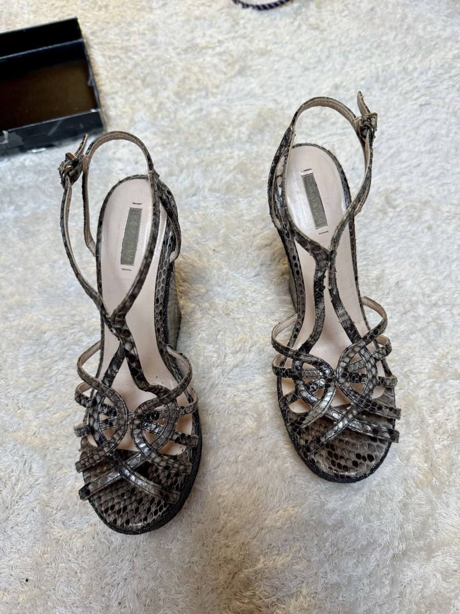 Armani Scarpe da donna: Giorgio Armani python 38 $1395 – Usato da Barna venduto da orbuyorcry 2