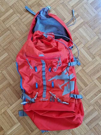2 Paires de Chaussures + Sac à dos Neuf/Accessoires +Cadeaux