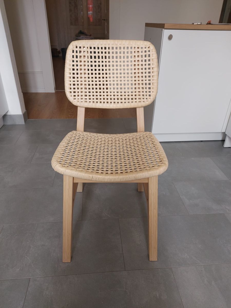 Ikea Chaises: VOXLÖV (6 chaises) – D'occasion à Colombier NE par dan_kv8c