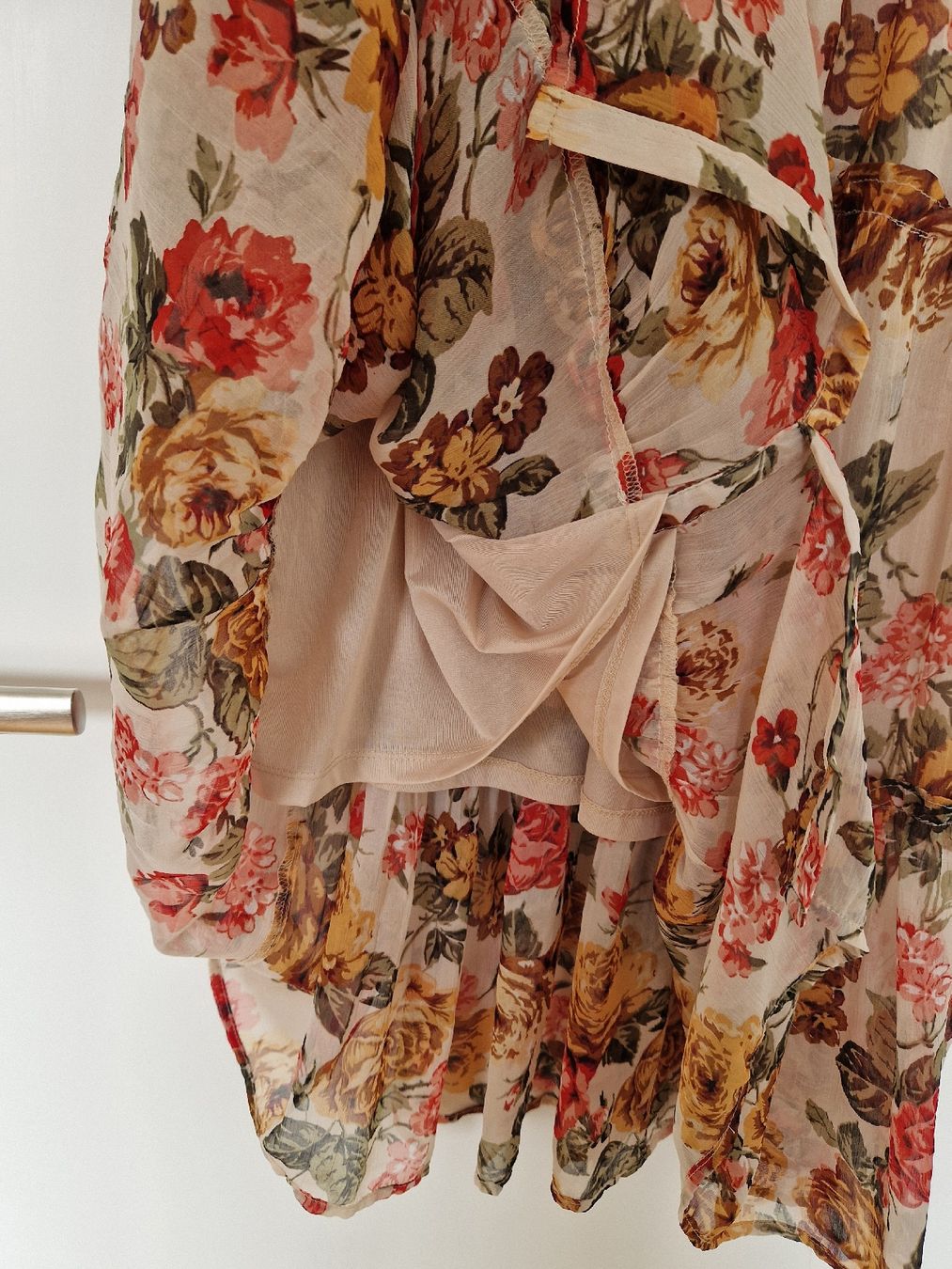 Stradivarius Vestiti: Schönes Blumenkleid – Usato da Winterthur venduto da jamz77d 2