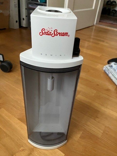 Sodastream Elettrodomestici da cucina: Soda Stream GEMINI – Usato da Zürich venduto da JanetT01 1
