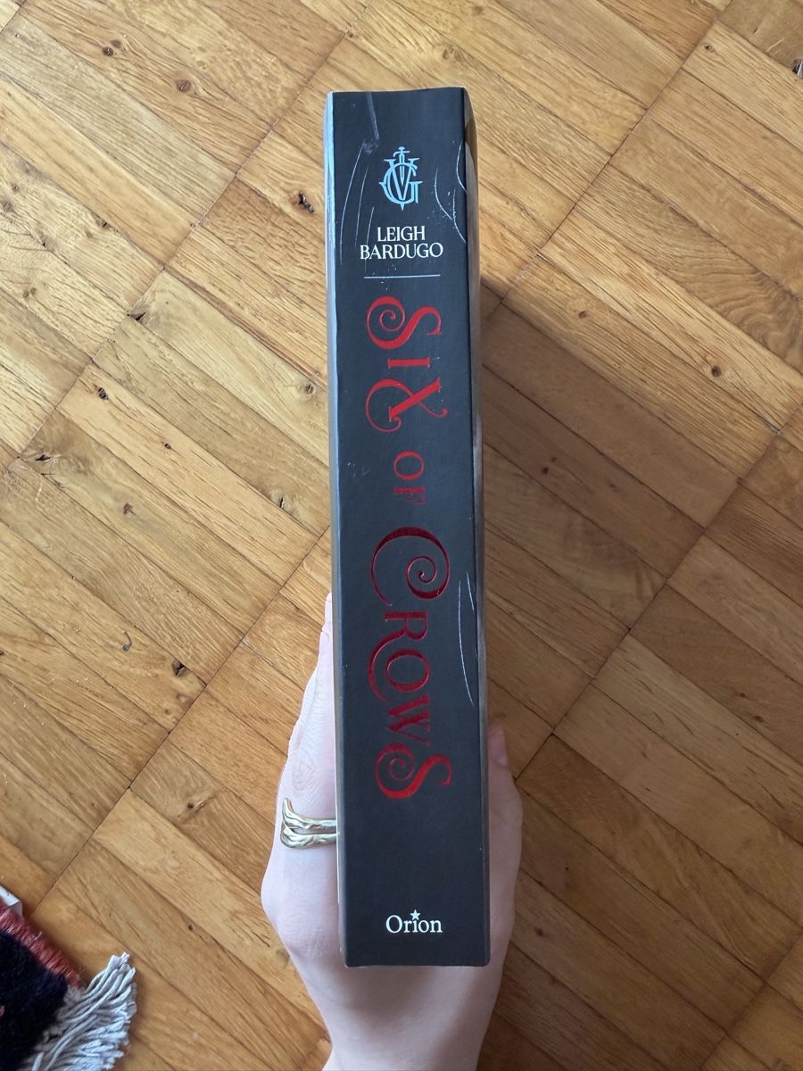 Libri: Six of Crows - Leigh Bardugo – Nuovo (secondo la descrizione) da Bern venduto da joannnne 1