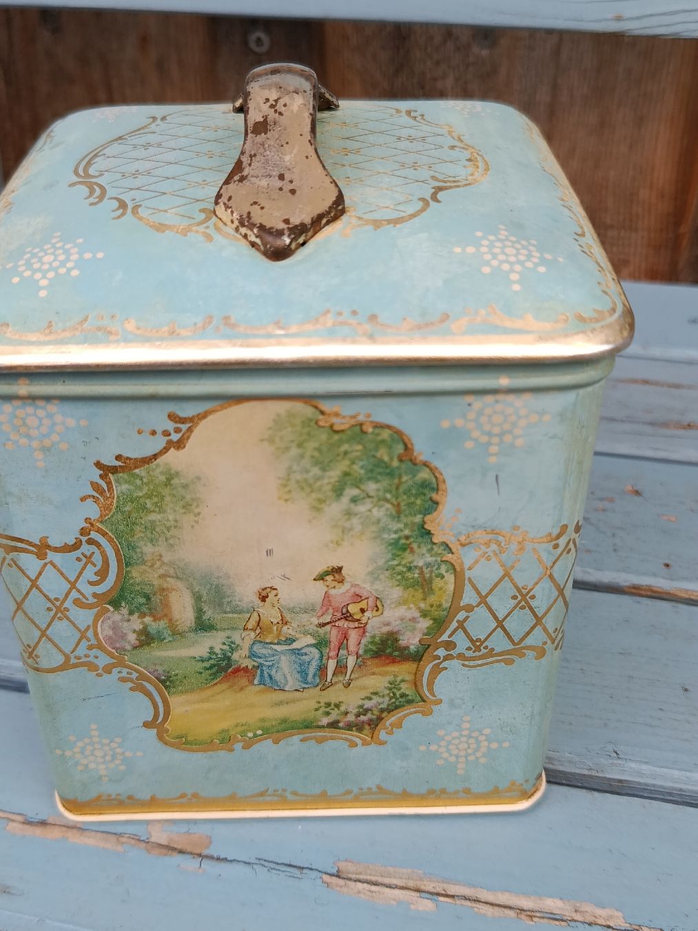 Tutte le decorazioni: Nostalgische Dose mit romantischen Szenen – Usato da Wattwil venduto da sunicheyenne 1