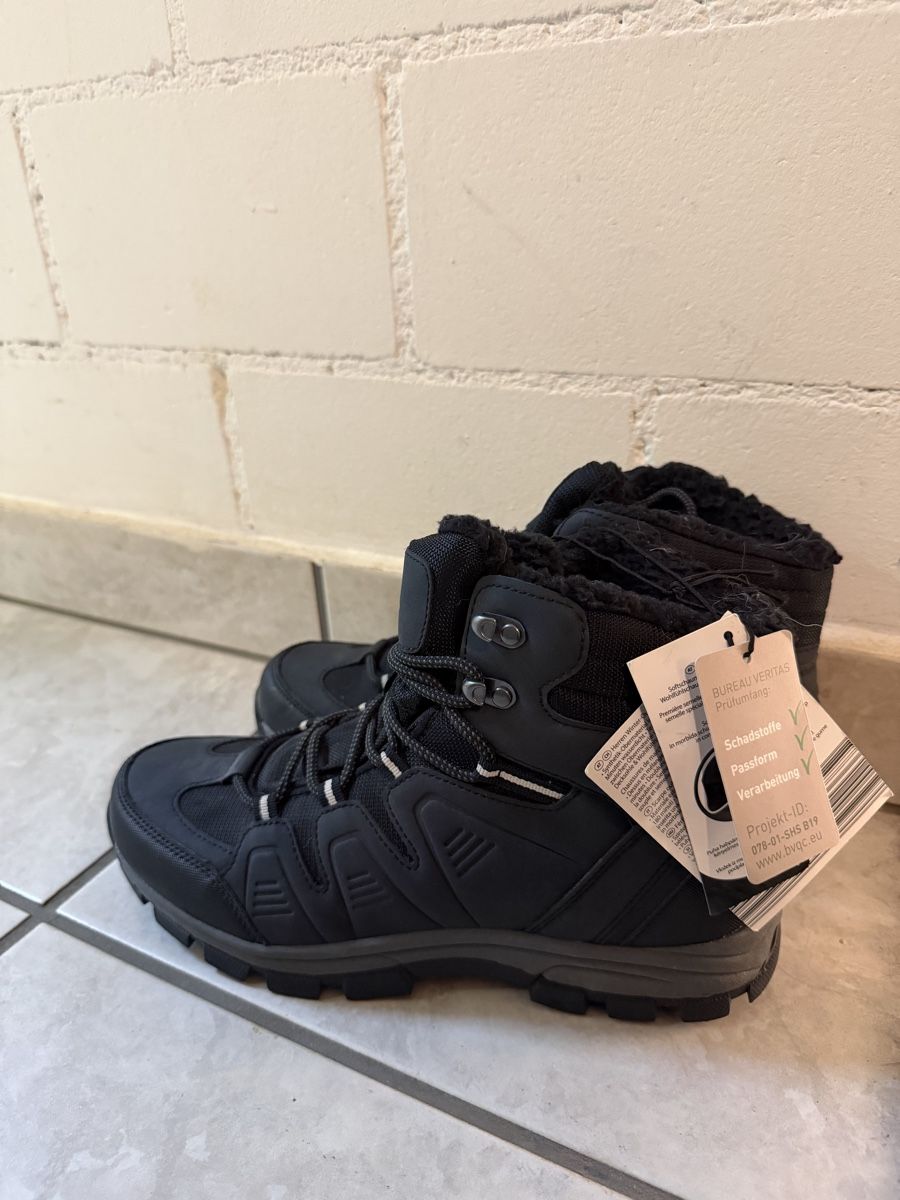 Scarpe da uomo: Winterschuhe Herren NEU – Nuovo e nell'imballaggio originale da Tennwil venduto da Zenayda