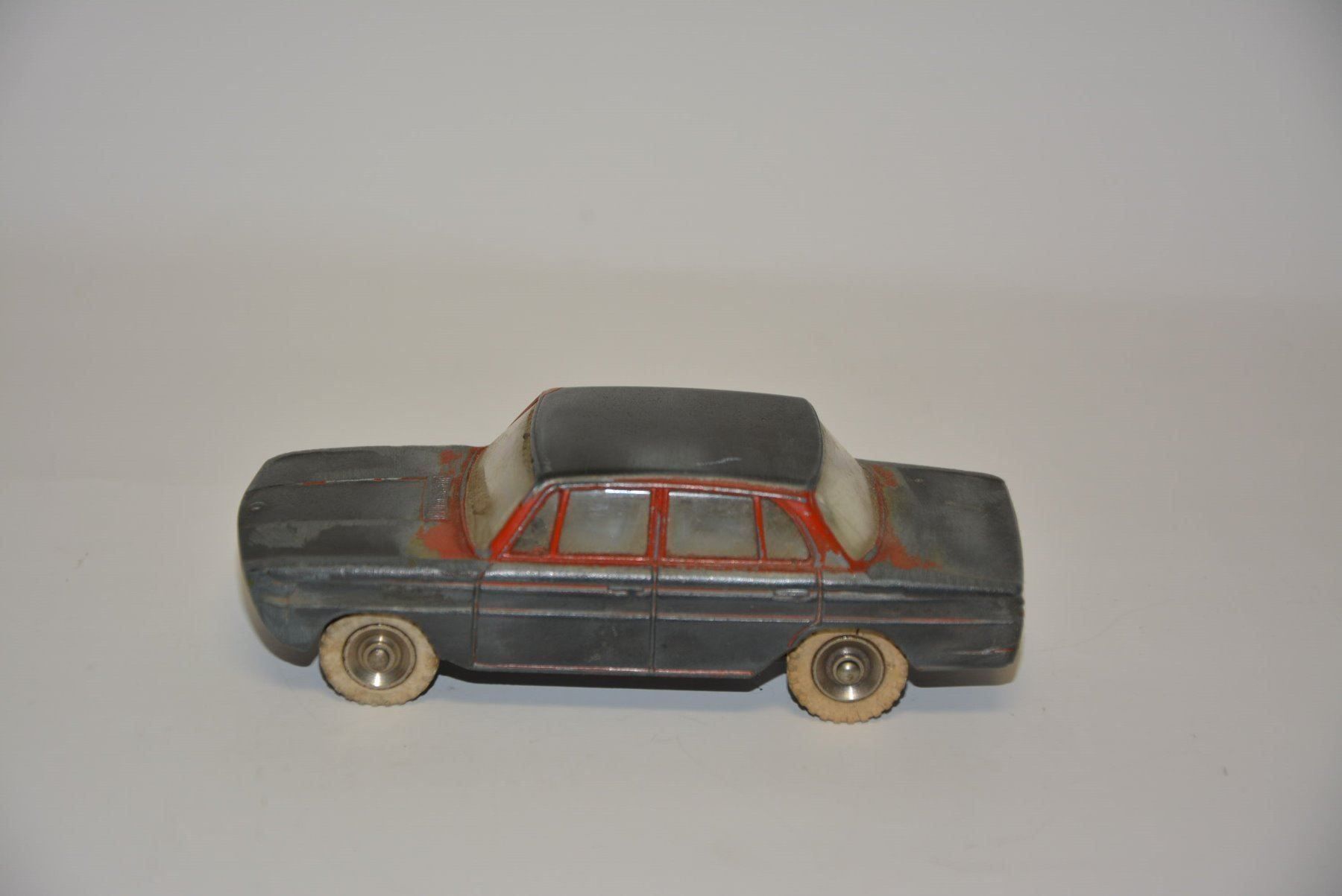 BMW Modellini d'auto: BMW 1500 , Dinky Toys , 1:43 – Usato da Goldach venduto da Feivel9