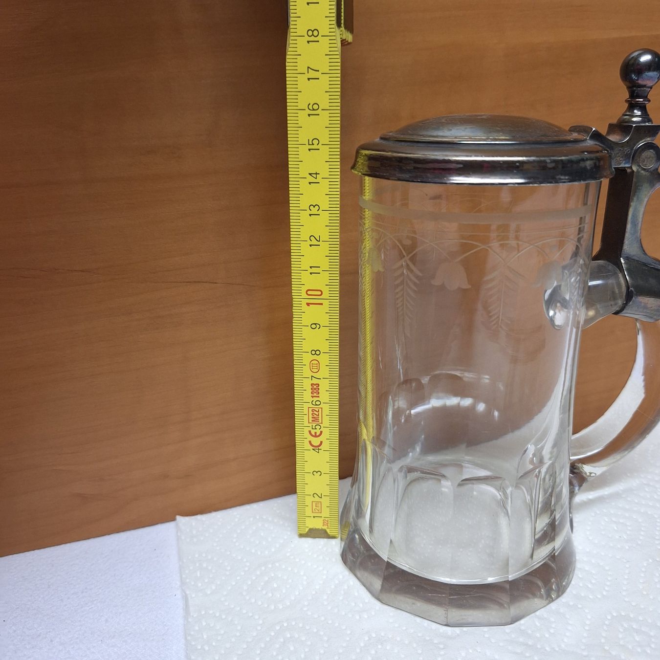 Bicchieri: Versand möglich. Antikes Bierglas mit speziellem Griff – Usato da Winterthur venduto da Goldpipau 4