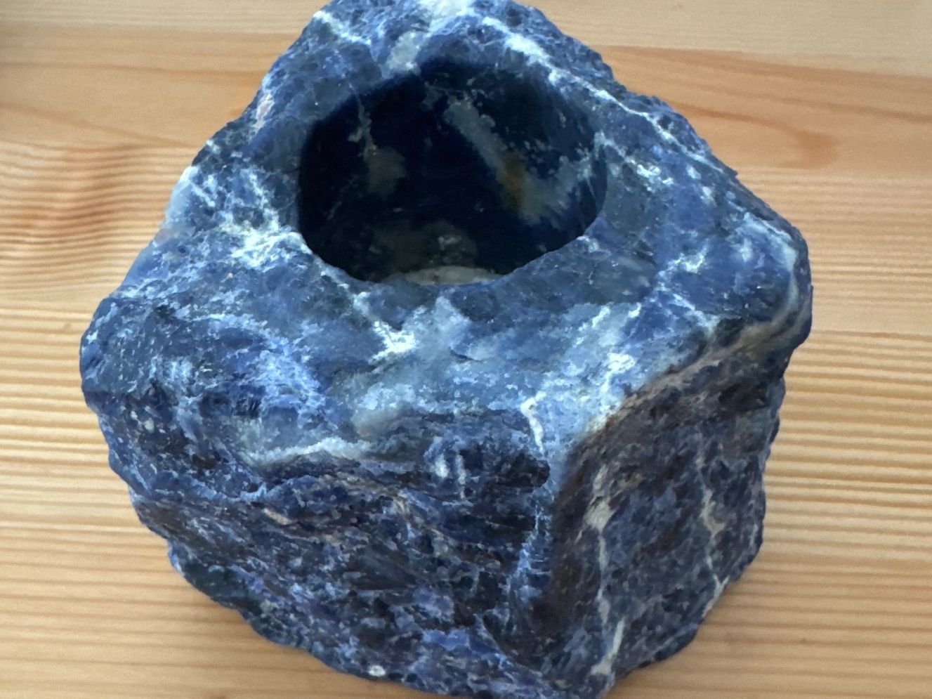 Minerali & Pietre curative: Massiver Sodalith-Stein (für Teelicht oder Kerze) – Nuovo (secondo la descrizione) da Zürich venduto da Tarafo5 2