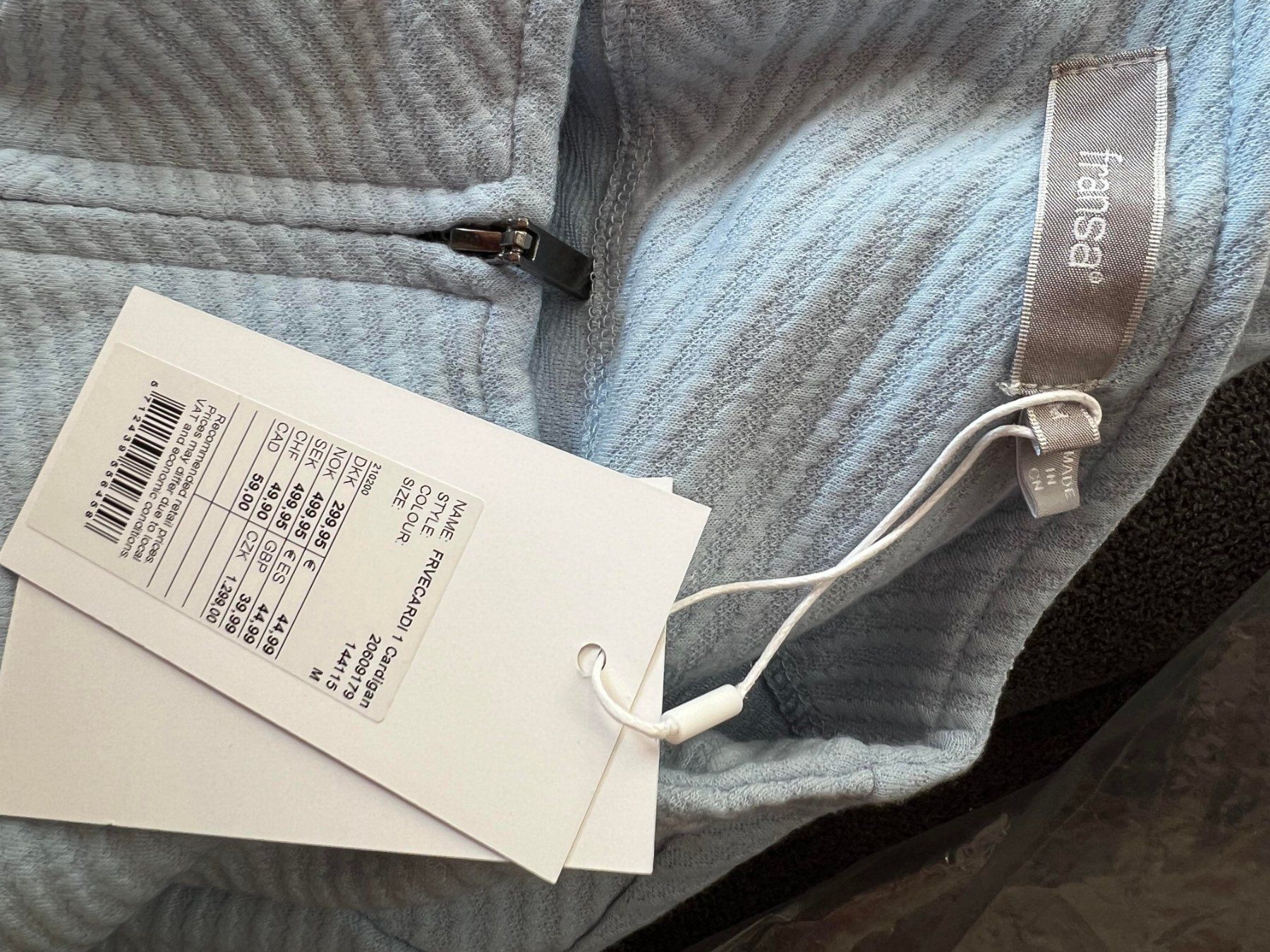 Blusen: Neue Bluse M – Neu und originalverpackt aus Riehen von edu_92w7 6