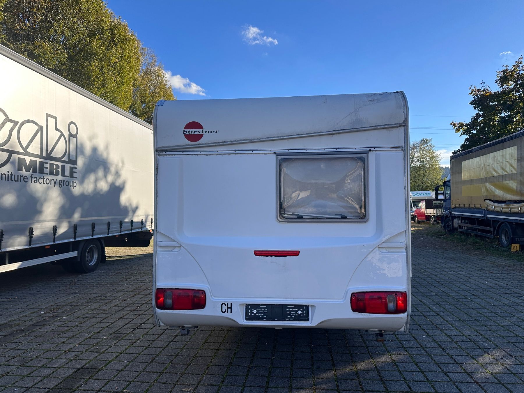 Bürstner Véhicules de camping: Bürstner Ventana 480 TK - ab 100.- – D'occasion à Otelfingen par inf_2rkm 2