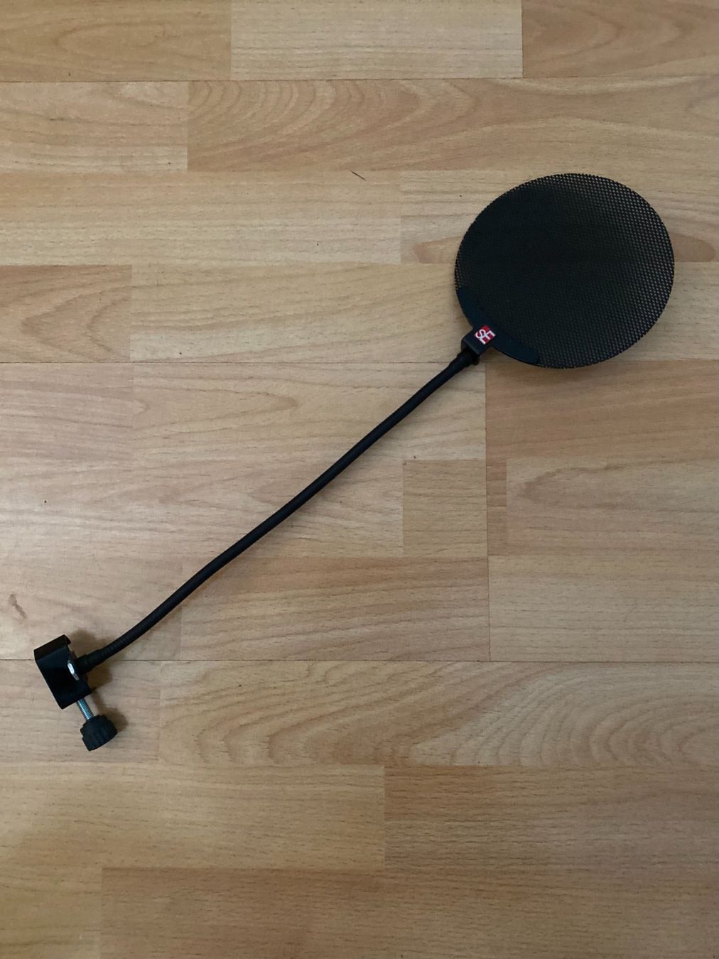 Microphones: sE2200a MICROPHONE + Reflection Filter-Pop Screen-Suspension – D'occasion à Onex par Danislas 5