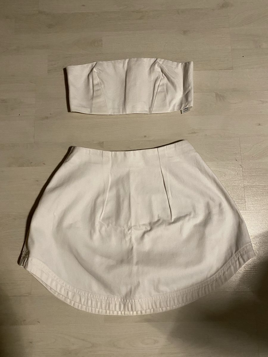 Asos Lotti di vestiti: Weisses Set, Rock und Top, Gr. 32 – Nuovo (secondo la descrizione) da Sitterdorf venduto da SecondHandRe