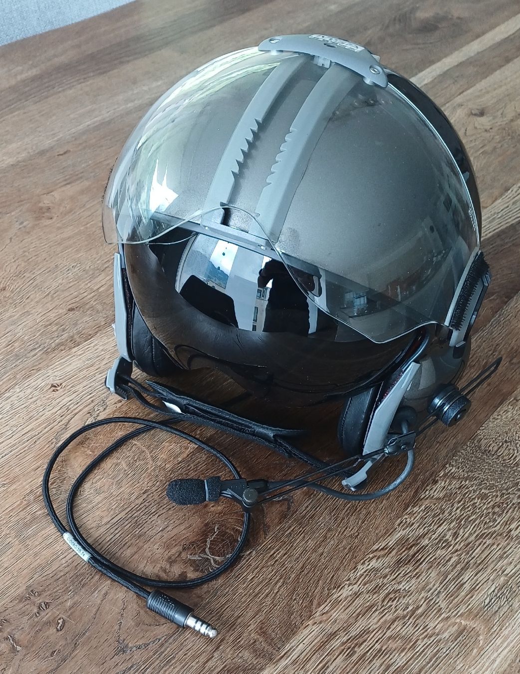 Caschi & visiere: Helikopter-Piloten Helm – Usato da Bürglen UR venduto da Schweizer300 2