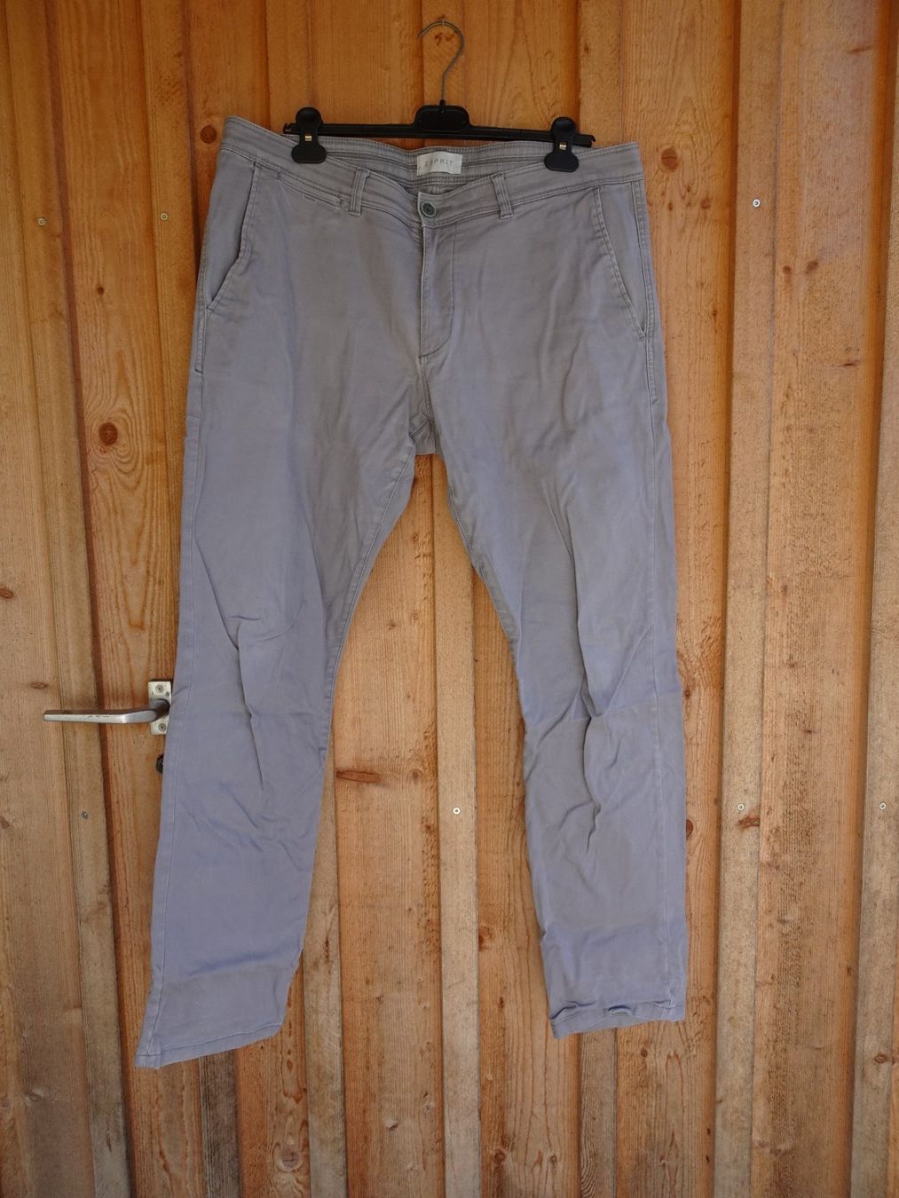 Esprit Pantaloni: ESPRIT Herren Hose grau Gr. W36 - 423180 – Usato da Küssnacht am Rigi venduto da Good4Deckeli