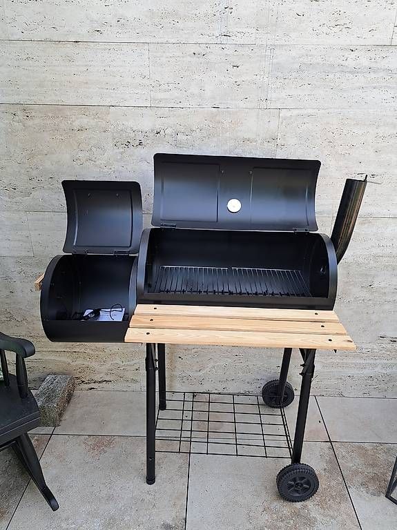 Grills: Grill – Gebraucht aus Pambio-Noranco von ang_lwc2 2