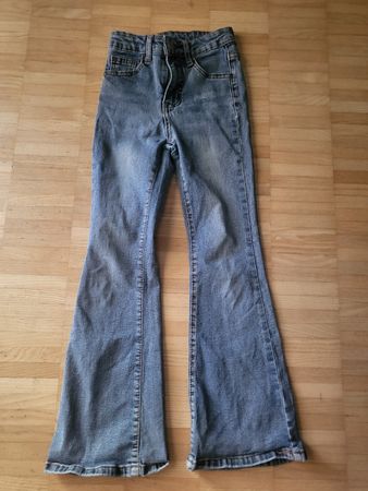 Mädchen Jeans Schlaghose hellblau Grösse  ca 134/140 