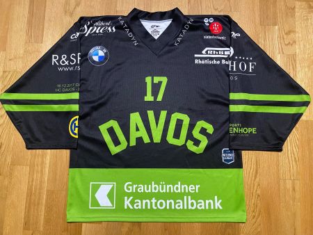 ORIGINAL HC DAVOS # 17 TRIKOT GREENHOPE CHARITY GAME HCD L