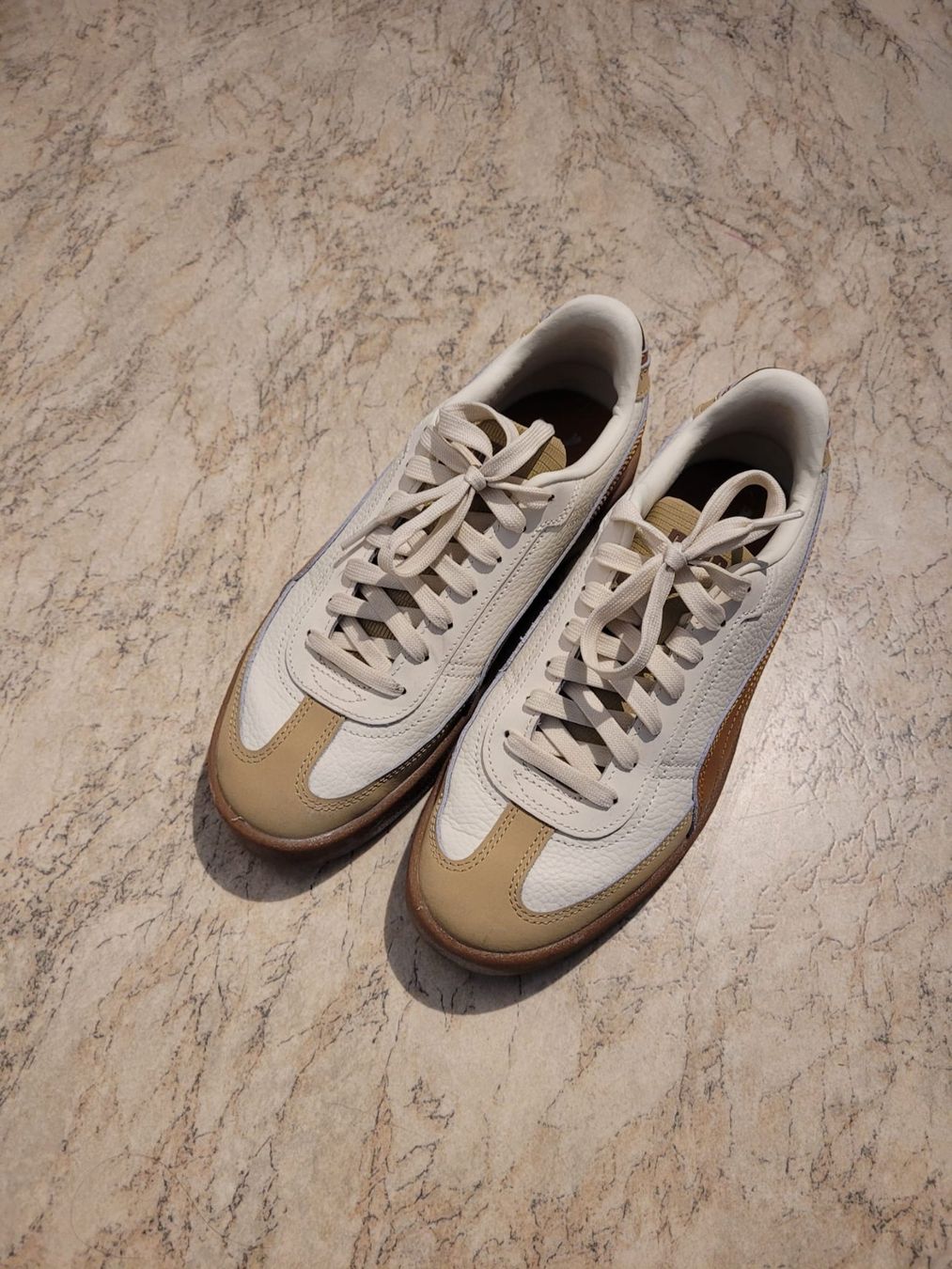 Puma Chaussures femmes: Neuwertige Puma Sneaker Grösse 40 – Neuf (Voir description) à Kallnach par _blub_ 1