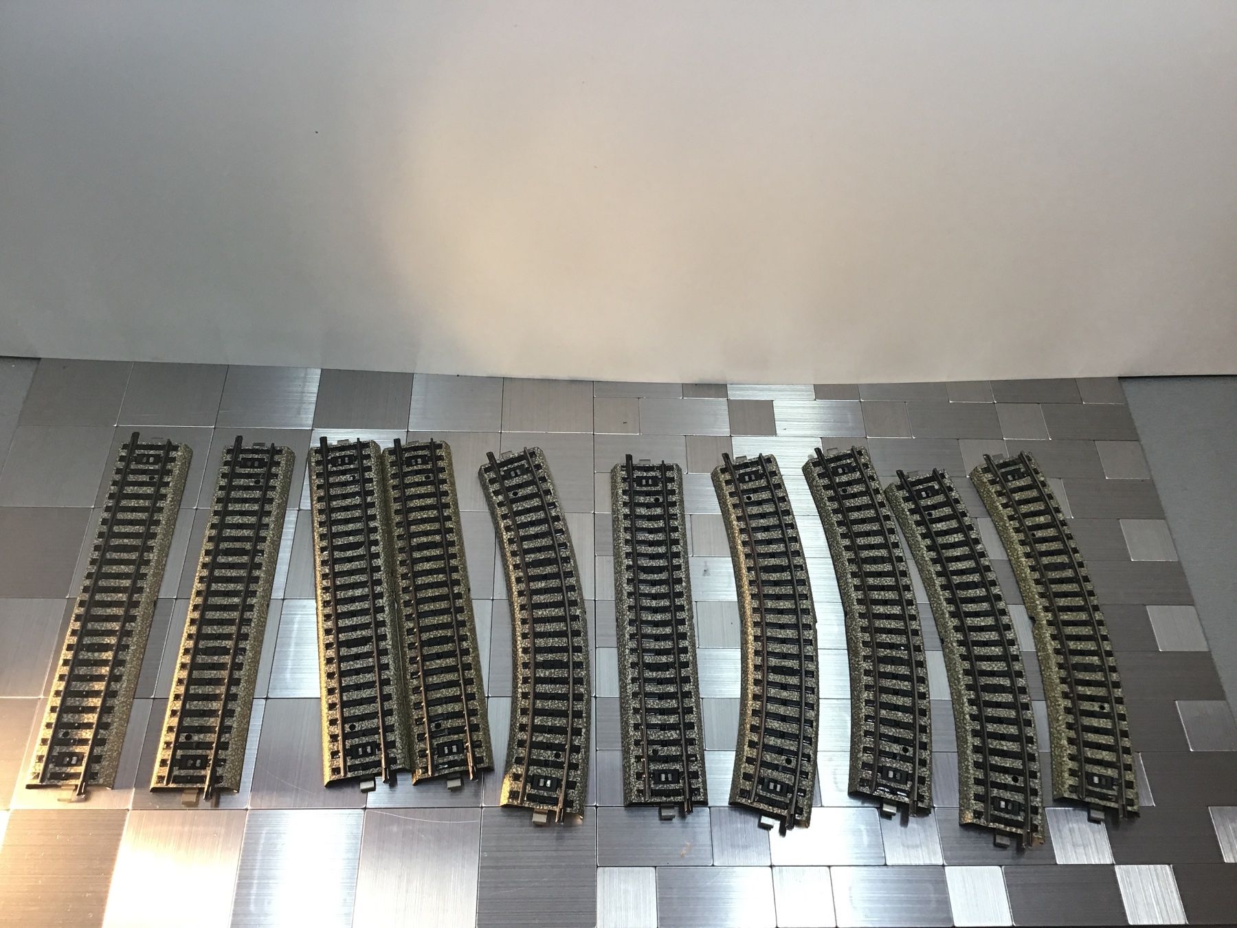 Märklin Modellini di ferrovie: MÄRKLIN SCHIENEN SPUR H0 – Usato da Männedorf venduto da Modell-Spezialisten 1