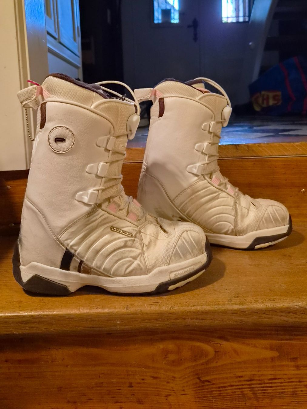Salomon Damenschuhe: Salomon Snowboardschuhe Gr.39 2/3 – Gebraucht aus Oberrieden von Raja011 1