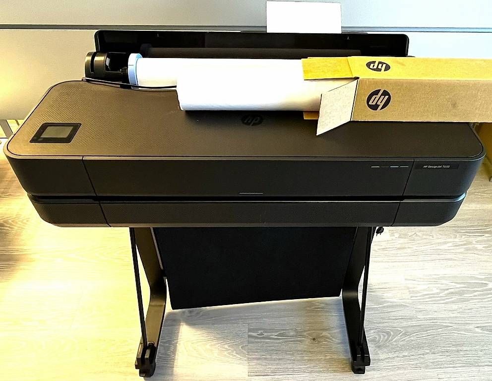 Stampanti: Plotter HP DesignJet T650 24" - A1 con accessori – Usato da Gordola venduto da 1cinzanio