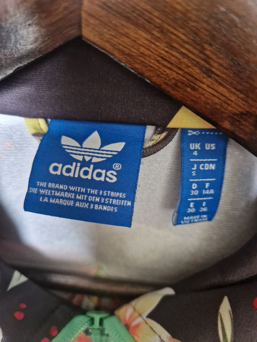 Adidas Giacche: Adidas Orignals Sportjacke – Nuovo (secondo la descrizione) da Zürich venduto da ani_xqf5 2