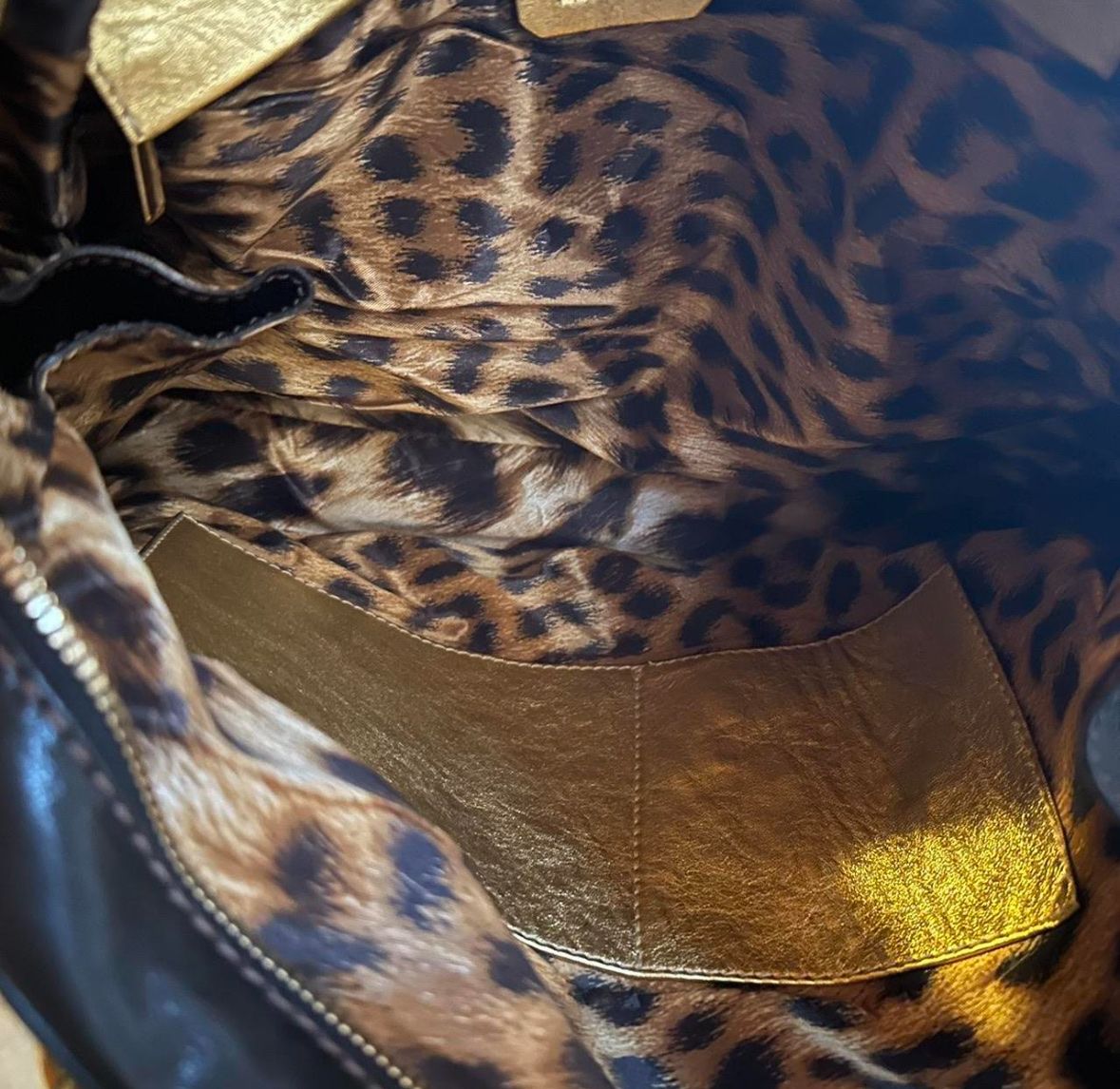 Roberto Cavalli Taschen für Damen: Roberto Cavalli Ledertasche Handtasche schwarz leopard – Gebraucht aus Flanthey von ale_xandra 6