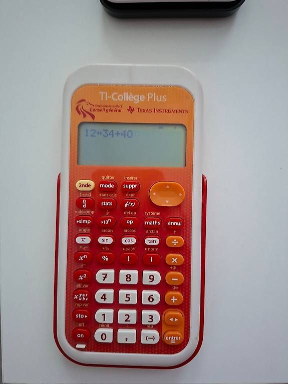 Texas Instruments Calcolatrici tascabili: Texas Instruments TI-Collège Plus – Usato da Lausanne venduto da nic_b8wv 1